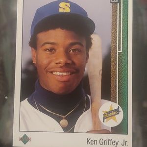 Meet your Posher, Adam